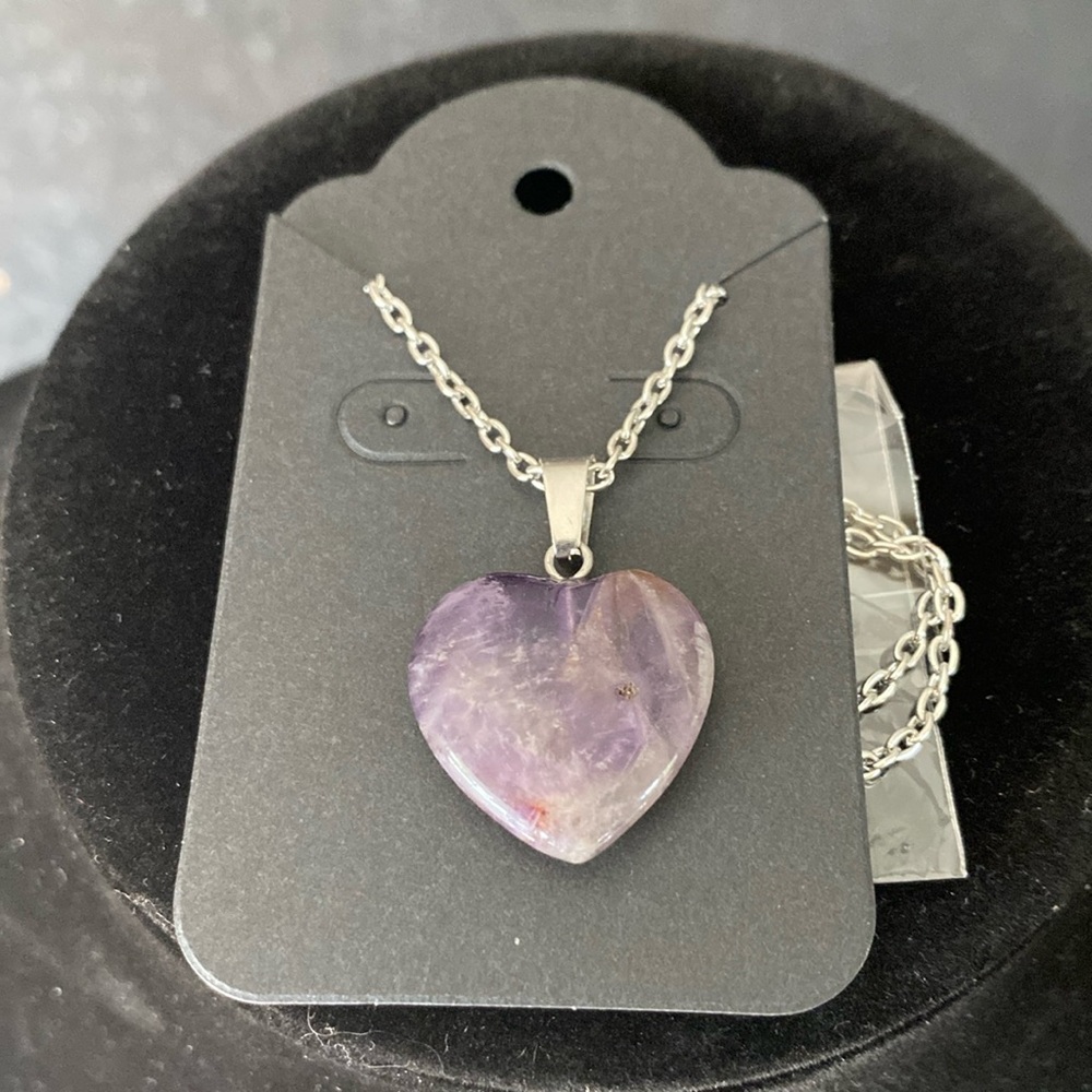 🎟️ Amethyst Heart Pendant Necklace